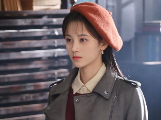 Ju Jingyi