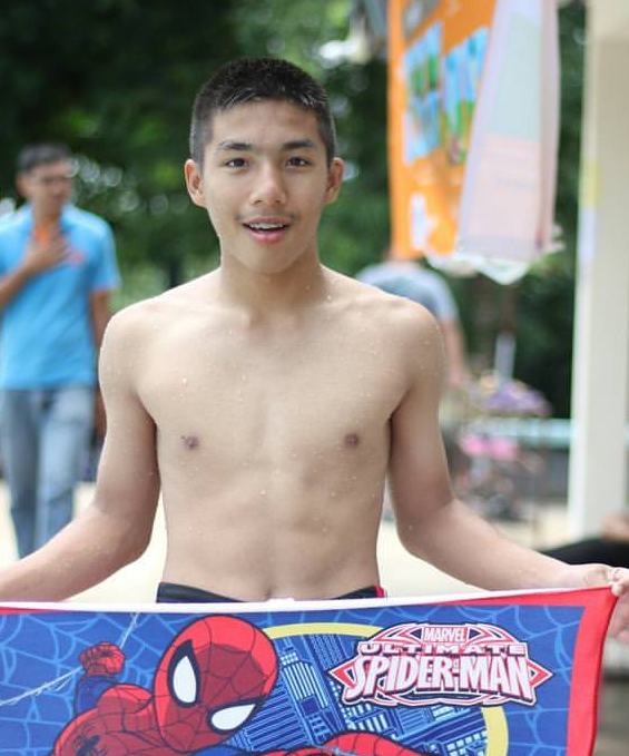 เด็กสมัยนี้ทำไมน่ากินจังครับ