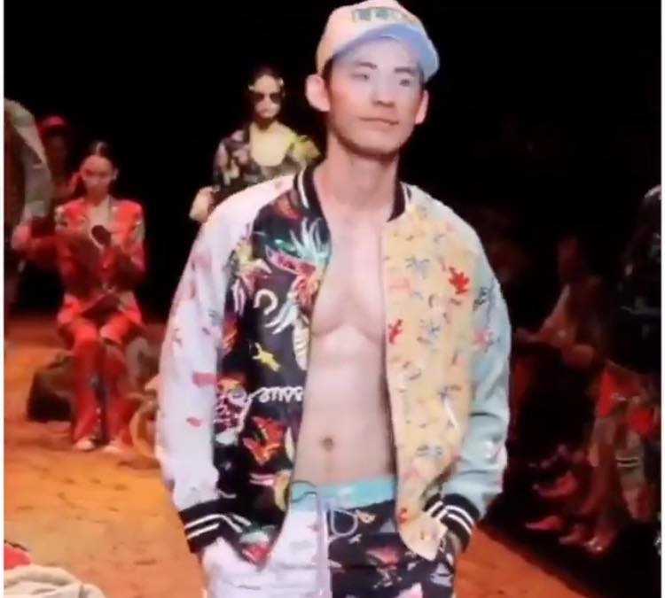 ไอ้จ้อย รับจ๊อบเดินแบบ ขอรับ