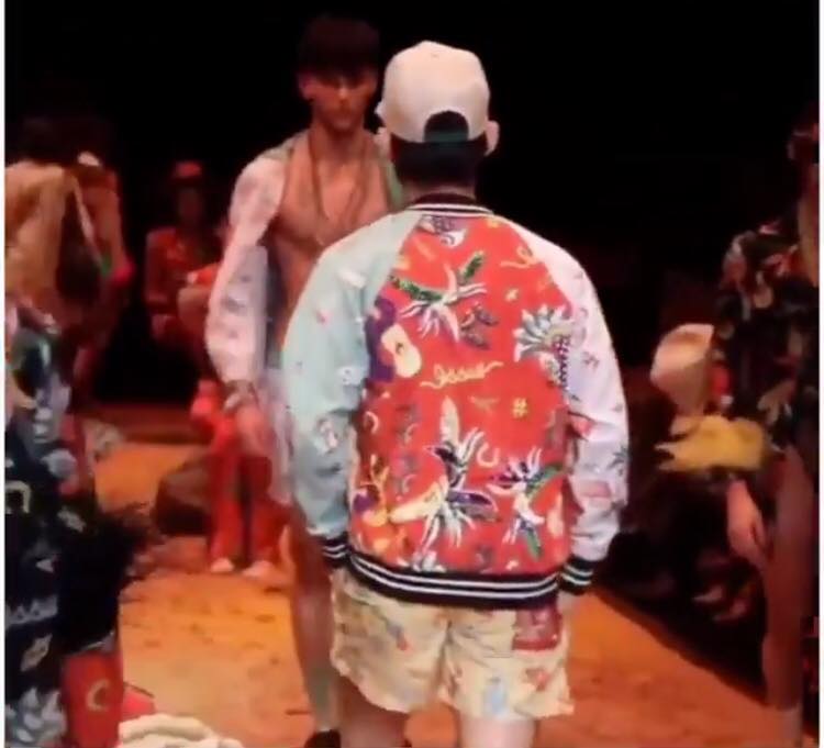 ไอ้จ้อย รับจ๊อบเดินแบบ ขอรับ
