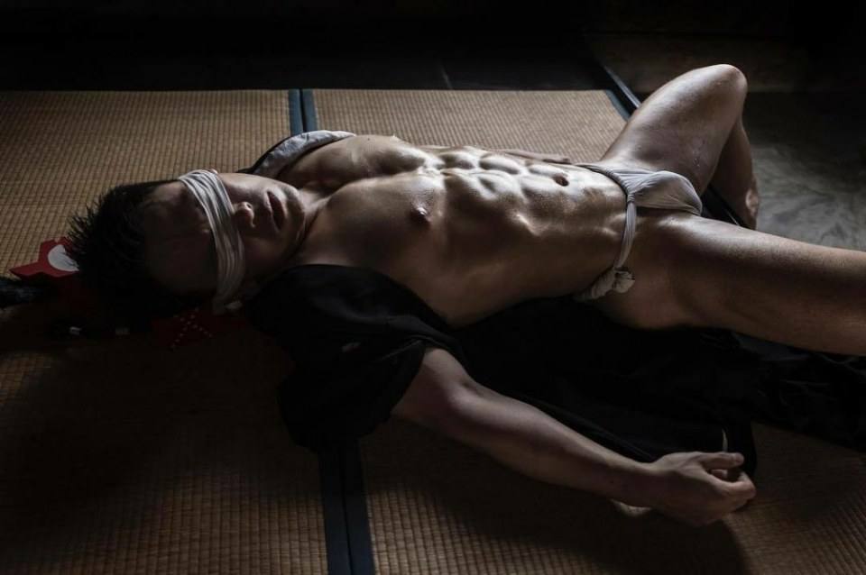 hot male 455 (18+)