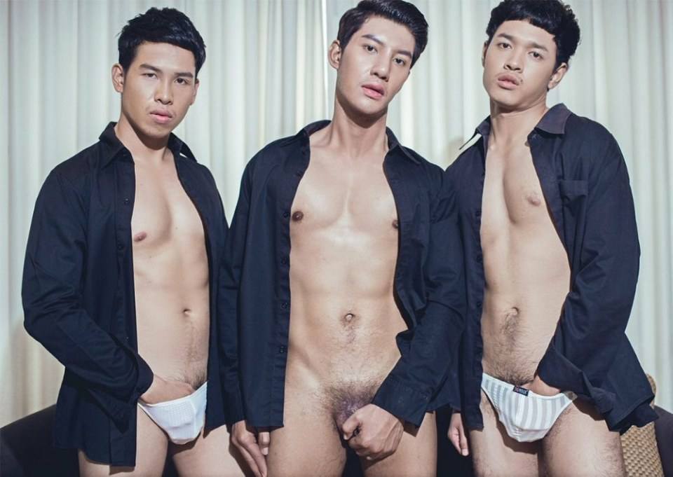 hot male 455 (18+)