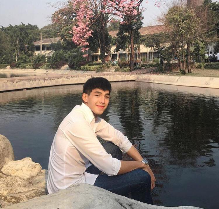ผู้ชายน่ากอด ๑