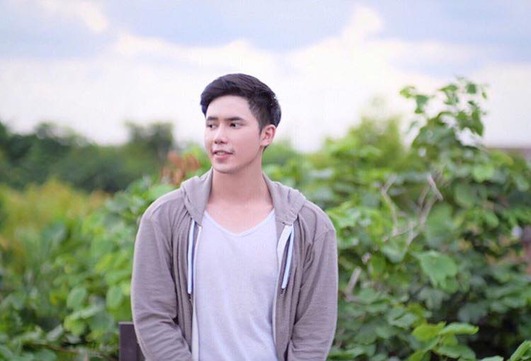 ผู้ชายน่ากอด ๔