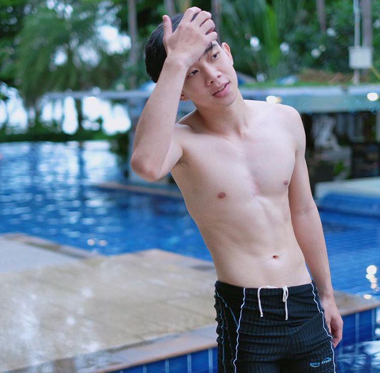 หุ่นแซ่บแต่เด็ก #8