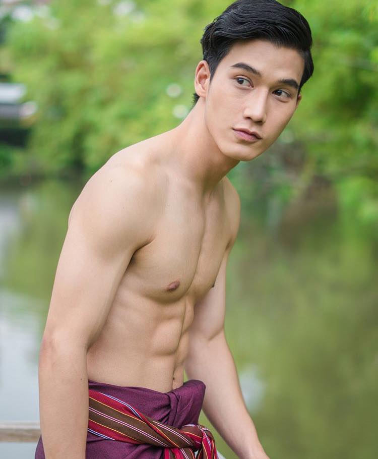 หุ่นแซ่บแต่เด็ก #10