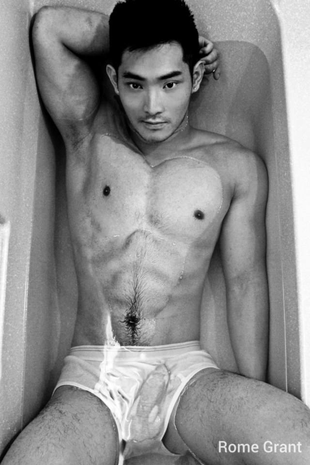 hot male 456 (18+)