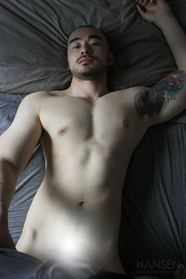 hot male 457 (18+)