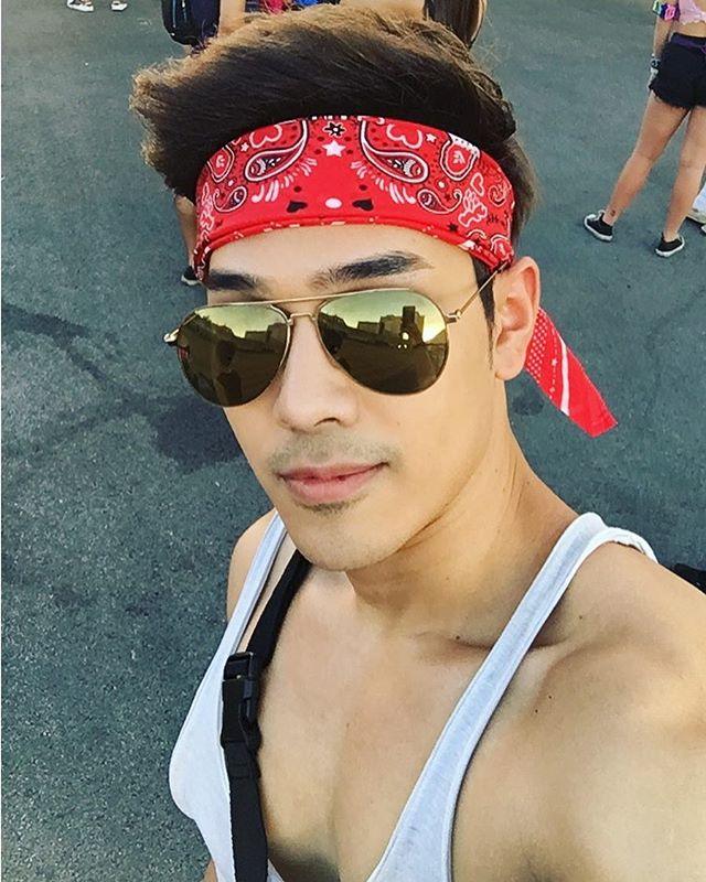 เลียยกเข่ง04