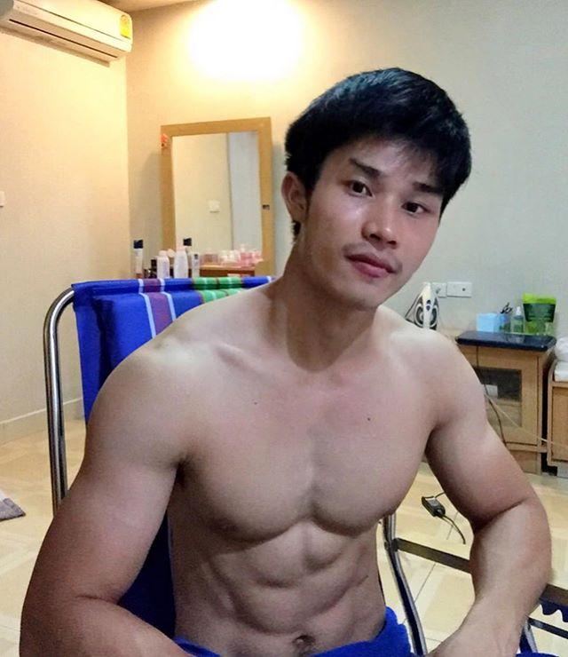 เลียยกเข่ง04