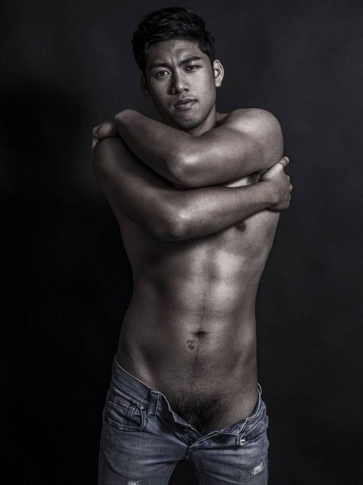hot male 458 (18+)