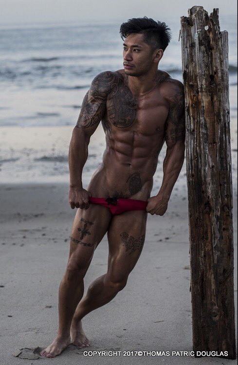 hot male 458 (18+)
