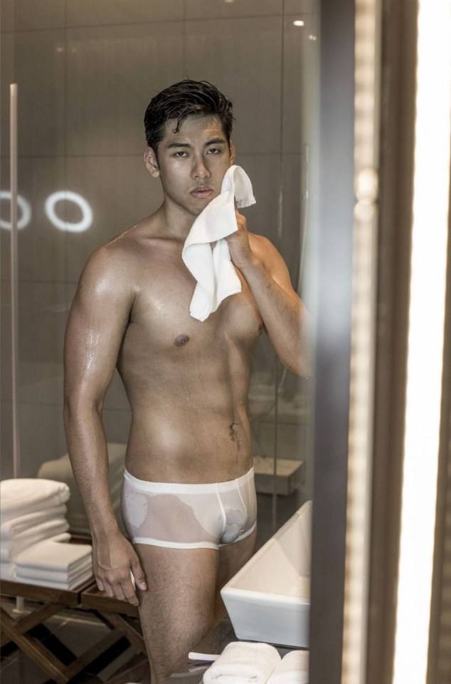 hot male 459 (18+)