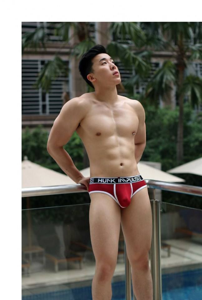 hot male 460 (18+)