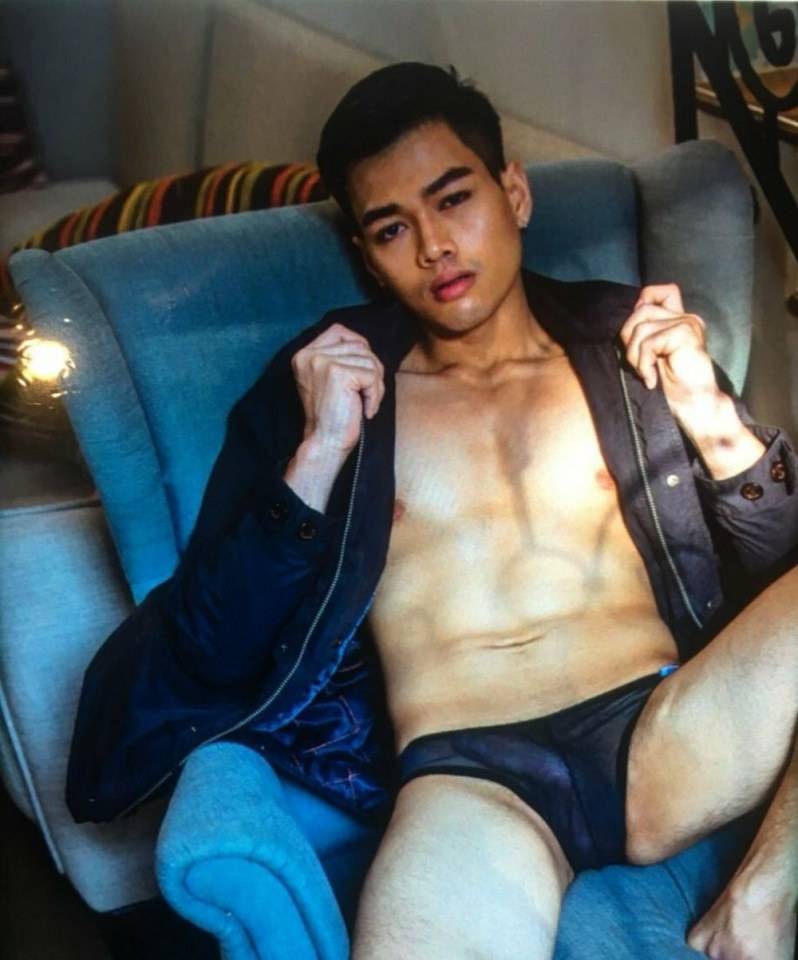 hot male 460 (18+)