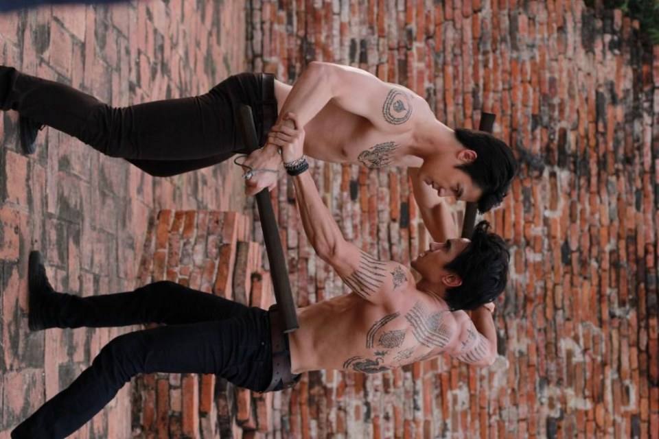 เลือกตัวร้ายเสียดายพระเอก