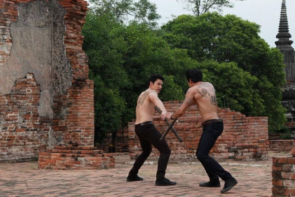 เลือกตัวร้ายเสียดายพระเอก