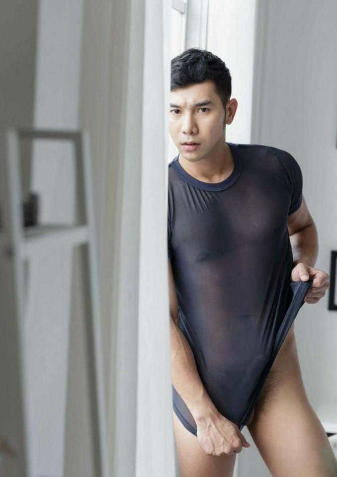 hot male 461 (18+)