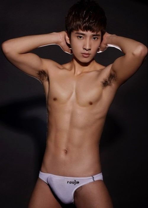 hot male 461 (18+)
