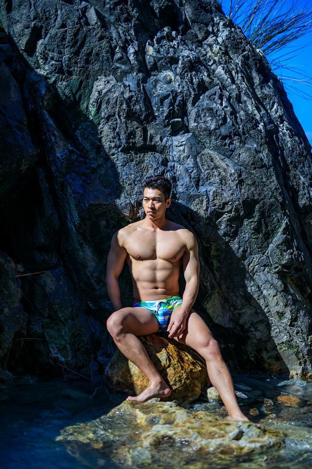 hot male 462 (18+)