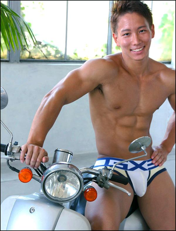 hot male 463 (18+)