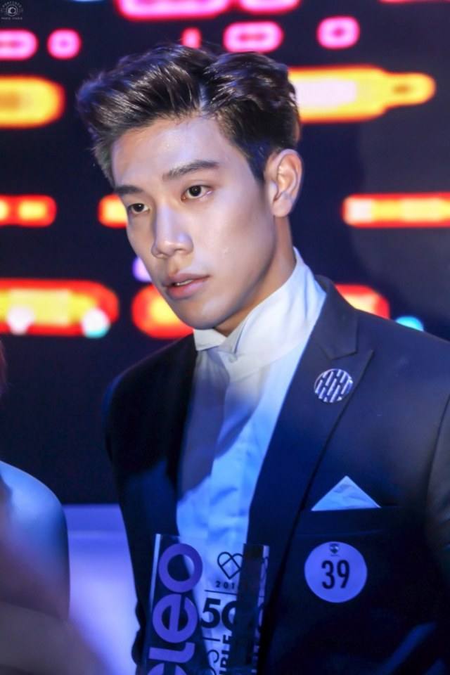 เด็กแว่นในวันนั้น....