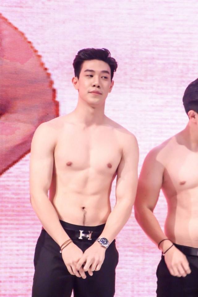 เด็กแว่นในวันนั้น....