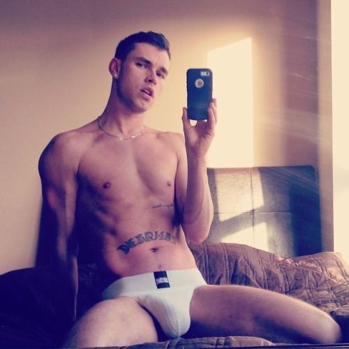hot male 465 (18+)