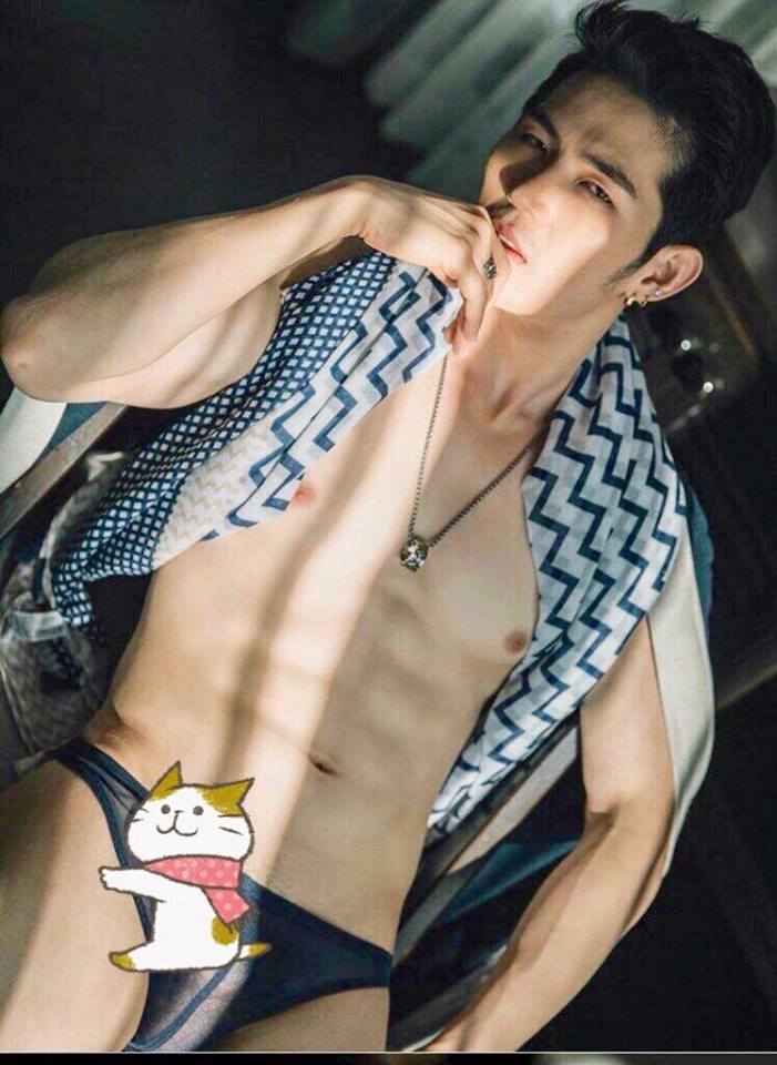 หนุ่มหล่อขึ้นปก 29