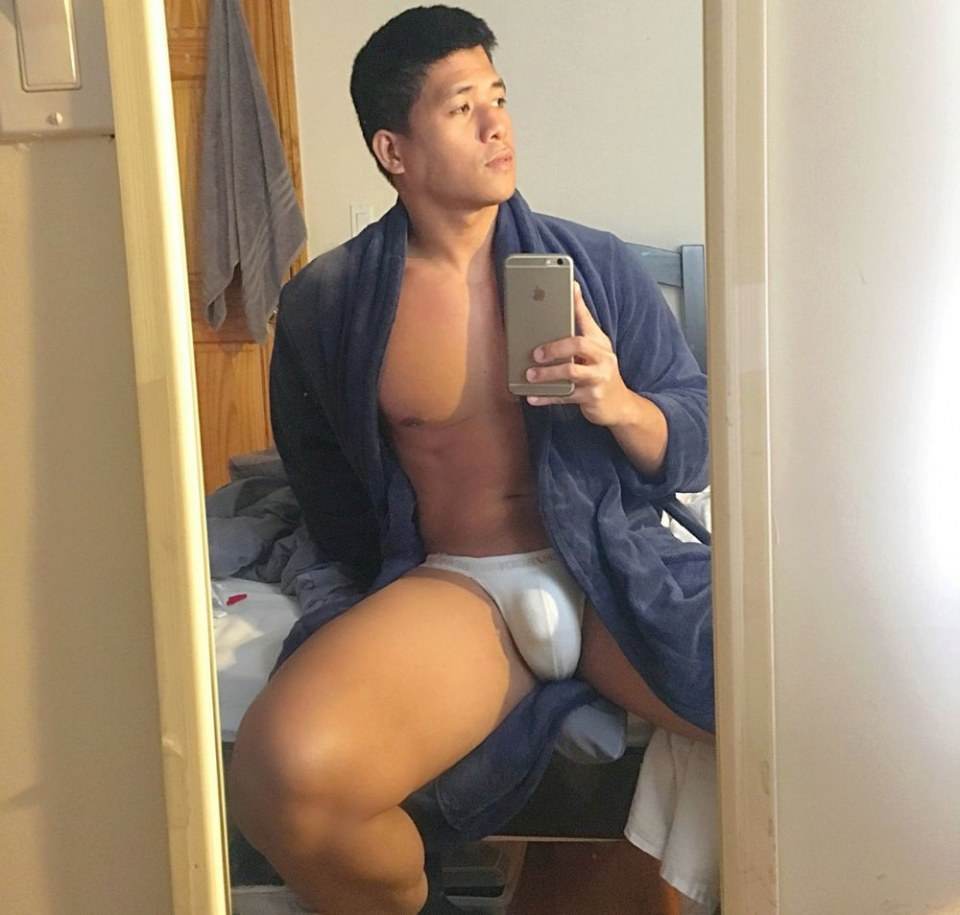 hot male 468 (18+)