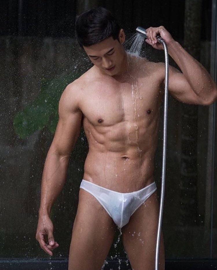 hot male 468 (18+)