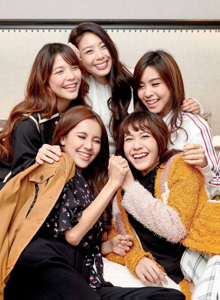 (BNK48) อร เนย ตาหวาน น้ำหนึ่ง แก้ว @ นิตยสาร กุลสตรี no.1115 March 2018