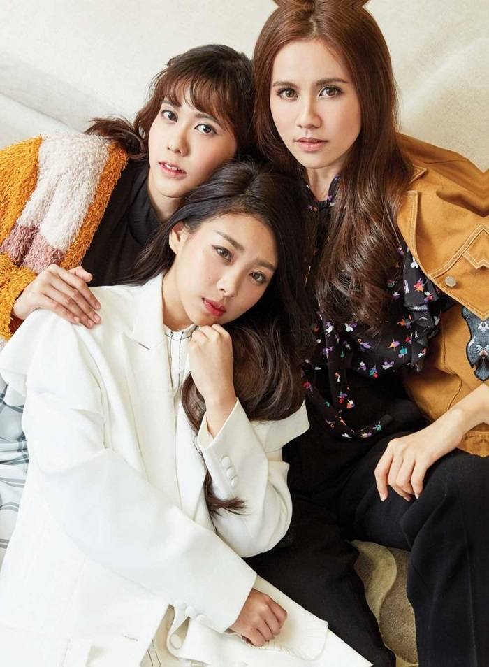 (BNK48) อร เนย ตาหวาน น้ำหนึ่ง แก้ว @ นิตยสาร กุลสตรี no.1115 March 2018
