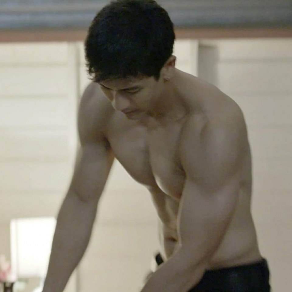 หล่ออมตะ ลุงติ๊กโอ่วว