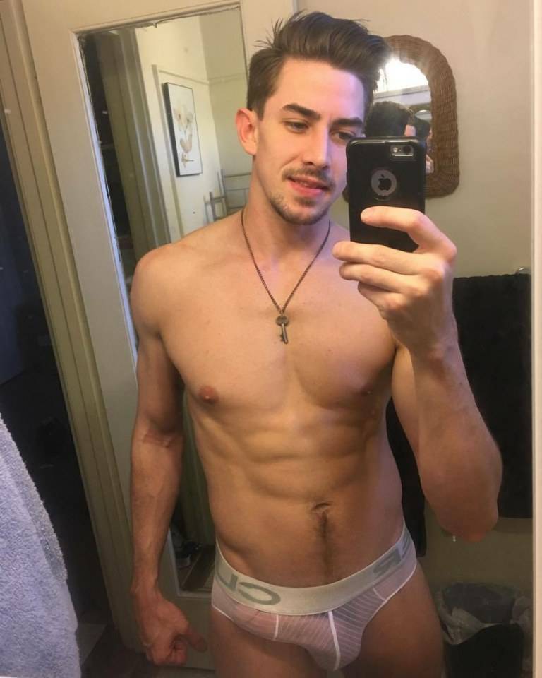 hot male 471 (18+)