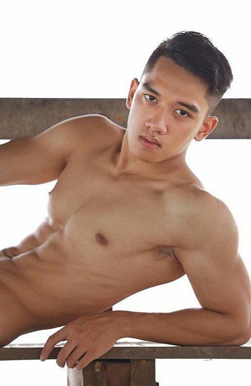 มื้อเที่ยง