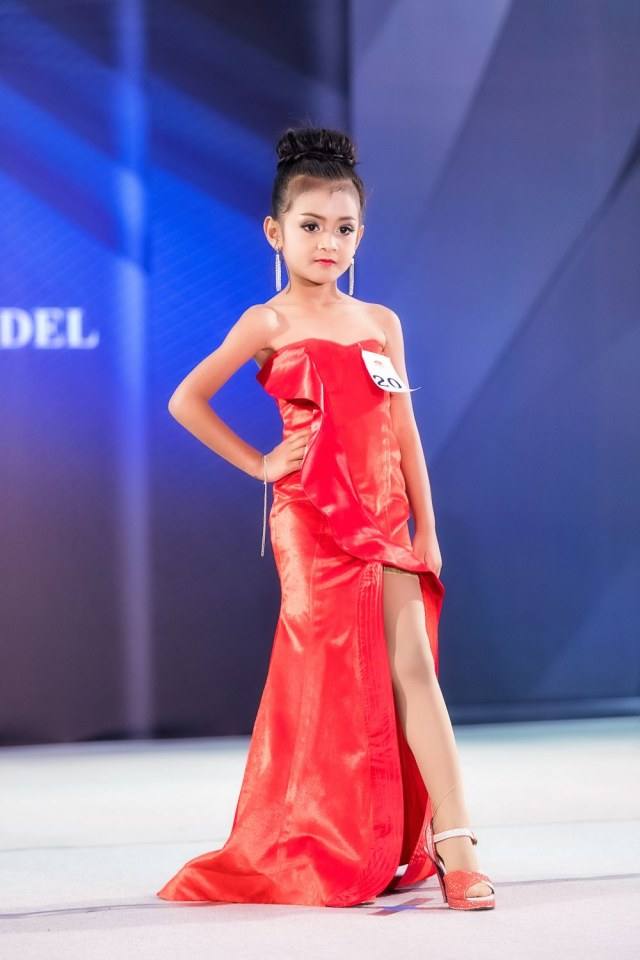 ประกวดเด็กที่เริ่ดที่สุดในภาคอีสาน Little Best Model Thailand ปี 2