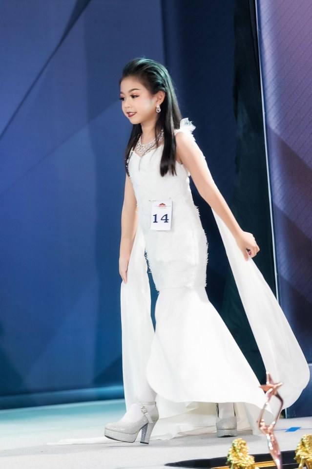 ประกวดเด็กที่เริ่ดที่สุดในภาคอีสาน Little Best Model Thailand ปี 2