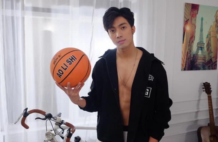 กั้ง วรกร