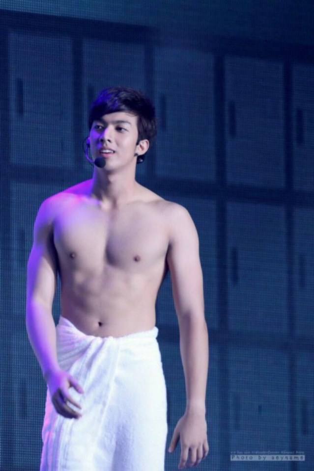กั้ง วรกร