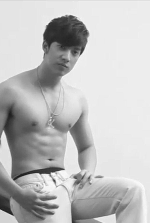 กั้ง วรกร