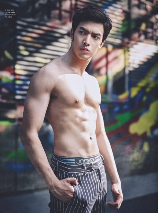 กั้ง วรกร