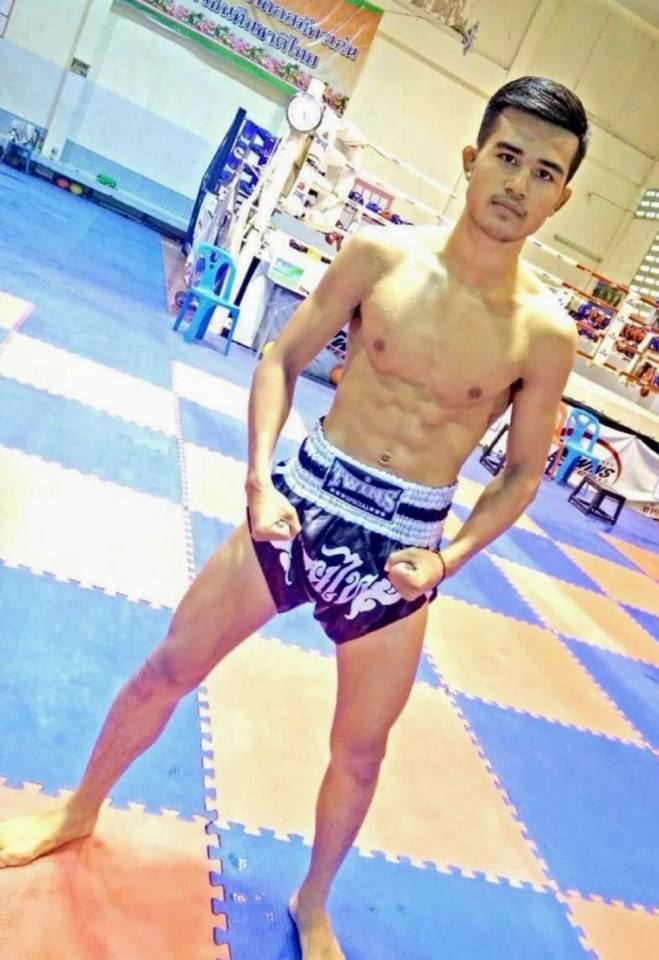 หล่อไทบ้าน