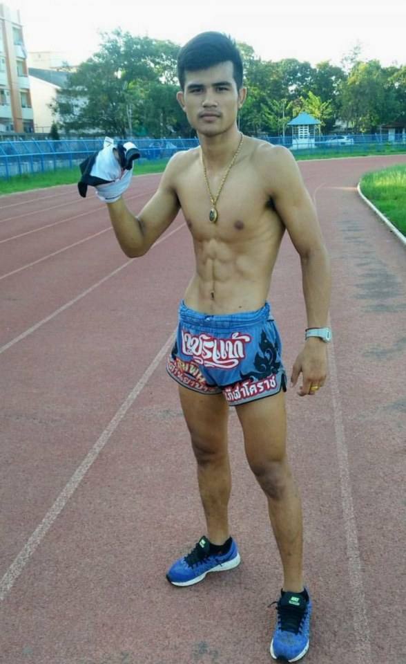 หล่อไทบ้าน