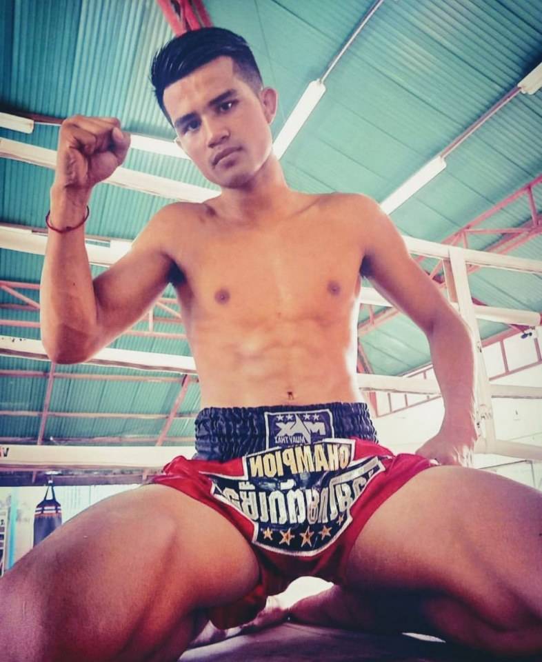 หล่อไทบ้าน