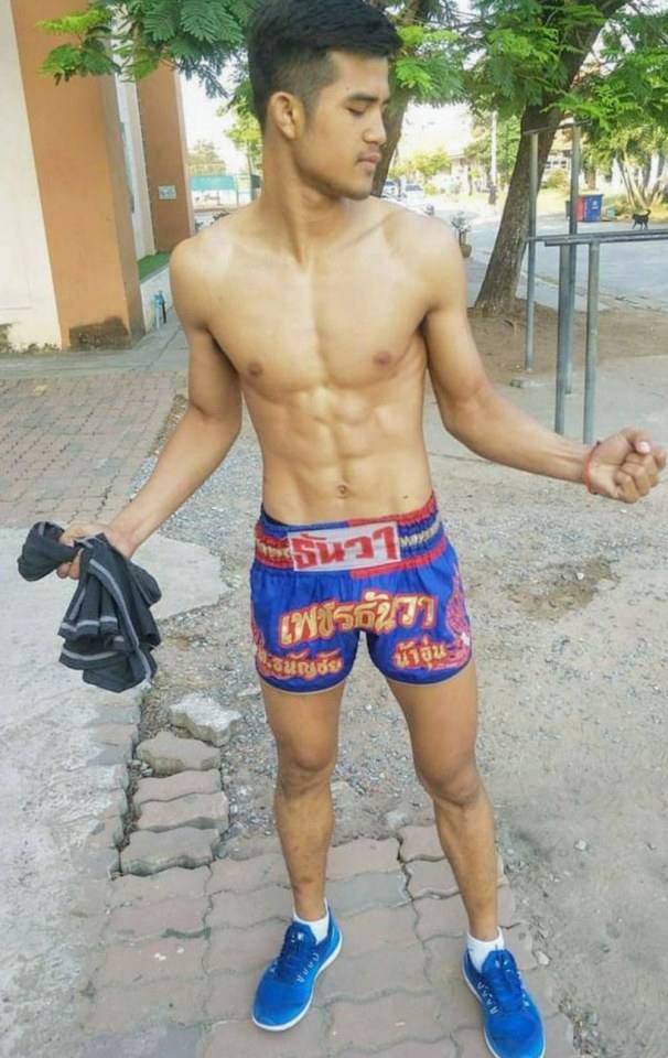 หล่อไทบ้าน