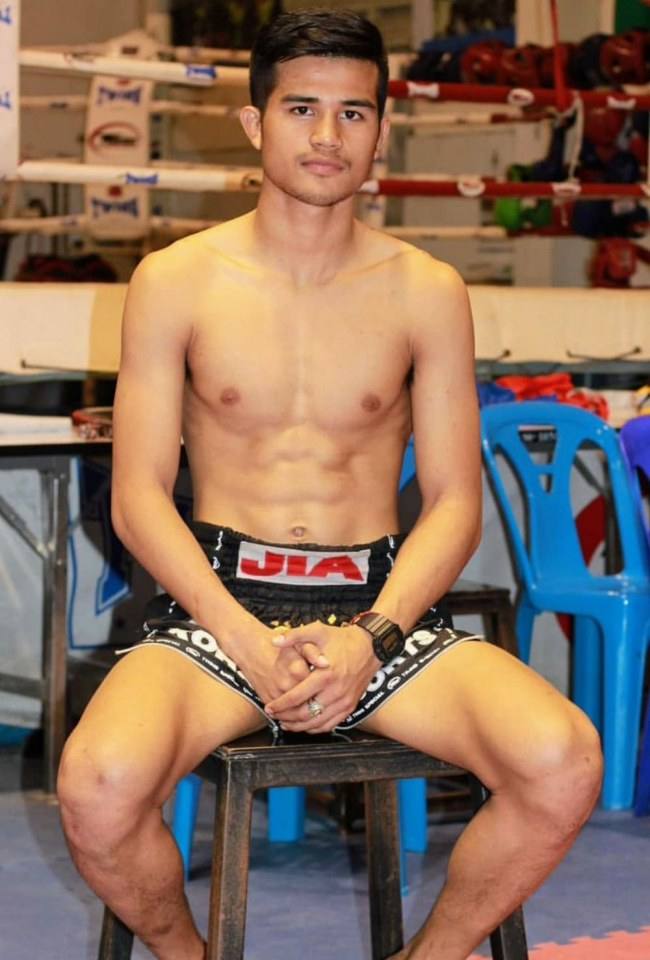 หล่อไทบ้าน
