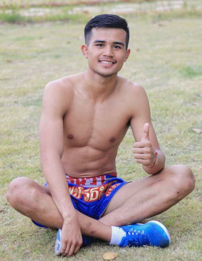 หล่อไทบ้าน