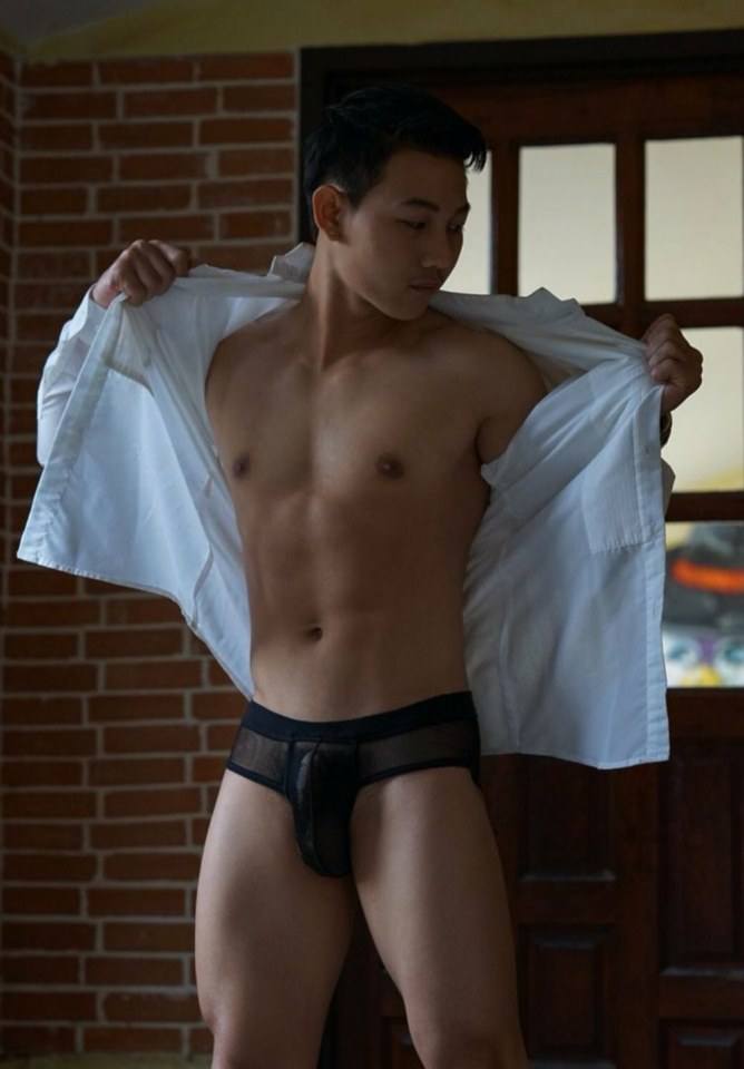 hot male 474 (18+)