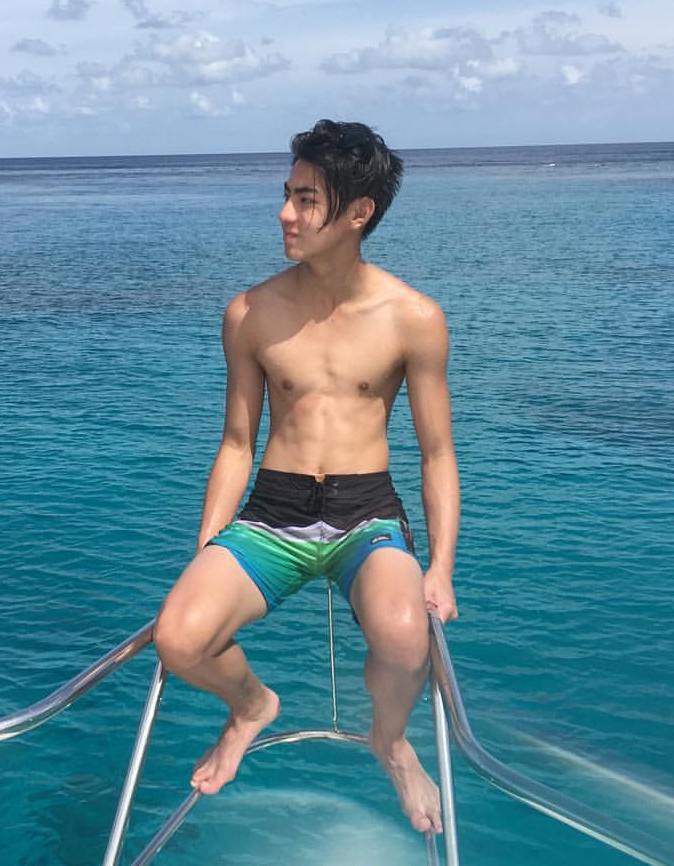 เจ้าขุน หุ่นเจ้าช่างน่ากินมาก